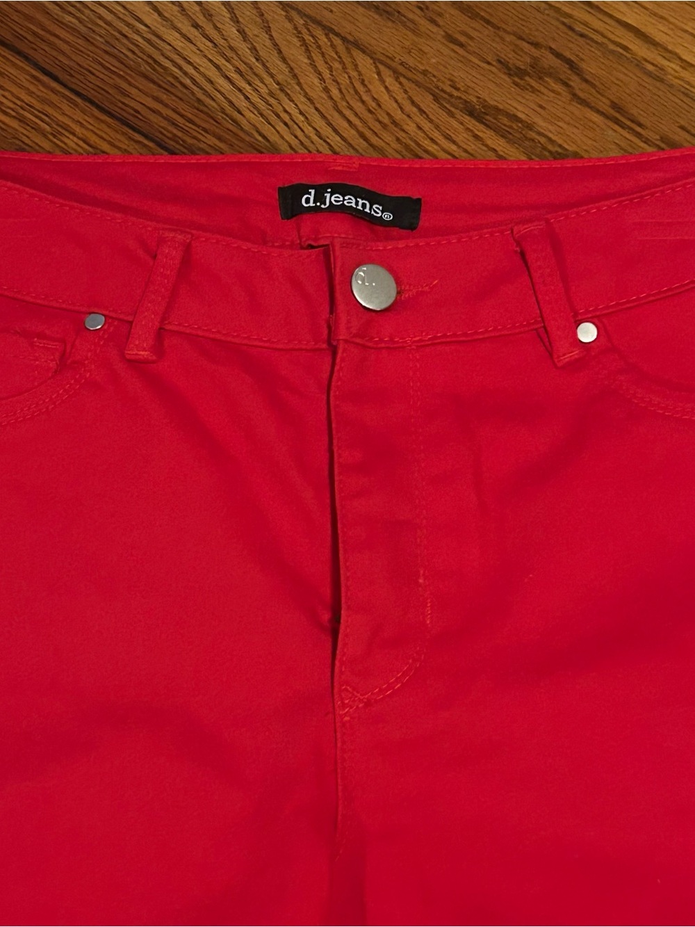 d. jeans Women’s Red Stretch Skinny pants - Picture 3 of 3